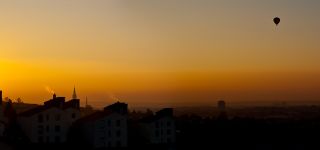 Sonnenaufgang in Ulm mit Ballon